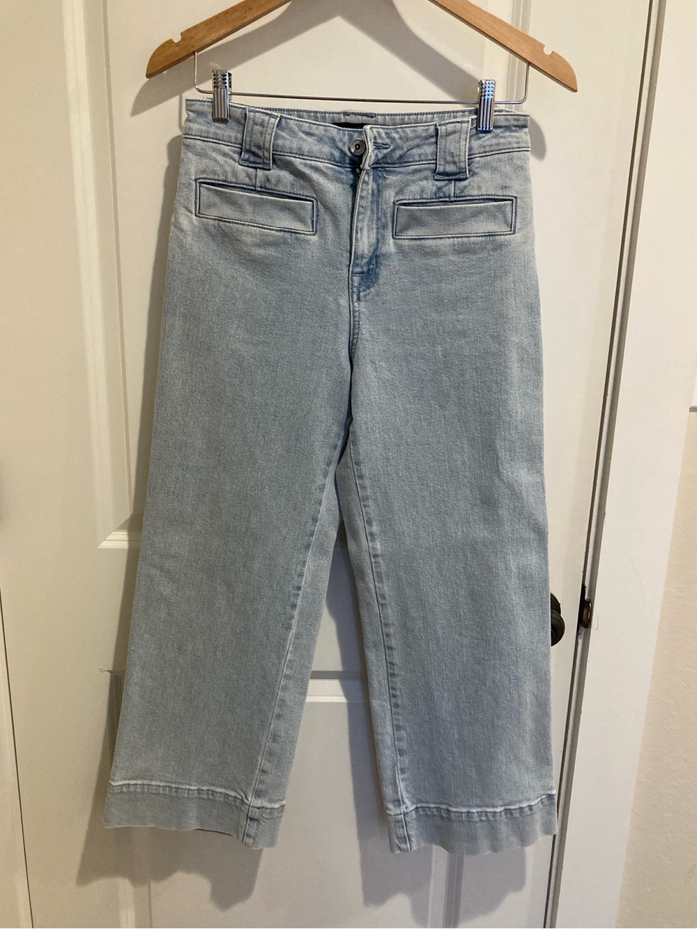 Sanctuary Voyage Crop Light Wash Wide Leg Women’s Jeans - size 27